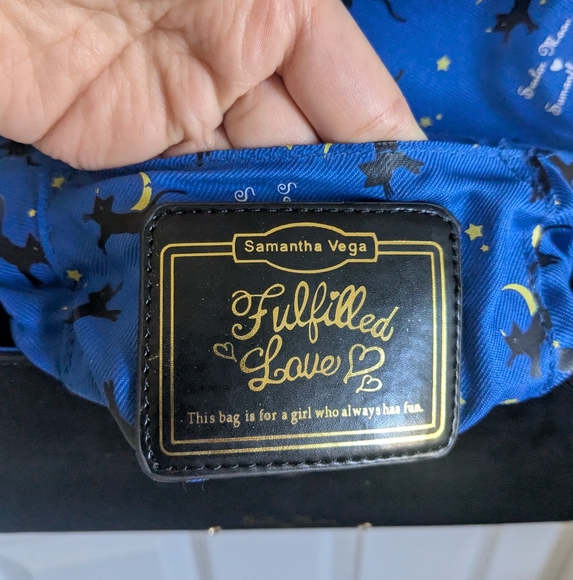 Sailor Moon Luna Black Faux Leather Crossbody Bag - Picture 5 of 7